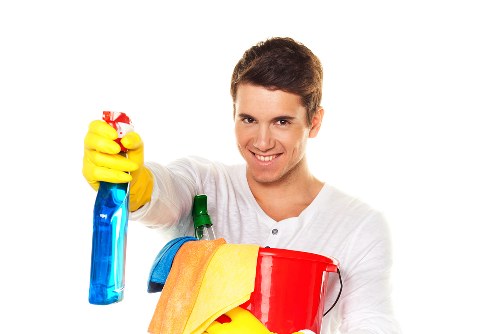 Bathroom cleaning in an Ealing property